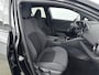 Toyota C-HR / C-HR+ 1.8 Hybrid 140 Dynamic | Dealer Onderhouden | Dodehoek detectie | Parkeersensoren voor+achter | Navigatie | Apple CarPlay/Android Auto | Cruise Control Adaptive | Achteruitrijcamera | Bluetooth