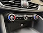 Alfa Romeo Giulia 2.0 T Q4 Veloce, 280Pk, 2017, 2de eigenaar, Volledige historie, Sport interieur, Adaptief onderstel, Parkeersensoren, Climate control, Stoel + stuurverwarming, Volledige historie,