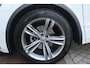 Volkswagen Tiguan 1.5 TSI 150PK AUTOMAAT HIGHLINE BUSINESS R | PANORAMA SCHUIF/KANTEL DAK | LEDEREN BEKLEDING | BESTUUDERSSTOEL ELEKTRISCH VERSTELBAAR MET GEHEUGENFUNCTIE | ELEKTRISCH WEGKLAPBARE TREKHAAK | IQ LIGHT KOPLAMPEN | VIRTUAL DISPLAY | DRAADLOZE APPLE CARPLAY/ANDROID AUTO | NAVIGATIE | 19" LICHTMETALEN VELGEN | ELEKTRISCH BEDIENBARE ACHTERKLEP | GETINTE ACHTERRUITEN | CAMERA VOOR + ACHTER | PARKEERSENSOREN VOOR + ACHTER | STOEL VERWARMING |