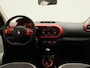 Renault Twingo 1.0 SCe Collection | Airco | Digitale radio DAB+ (50W) | Bluetooth | Pack Look Exterieur 'Rouge' | Striping 'Dots' | Met leder bekleed stuurwiel | Pack Look Interieur 'Rouge' |