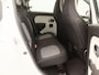 Renault Twingo 1.0 SCe Collection | Airco | Digitale radio DAB+ (50W) | Bluetooth | Pack Look Exterieur 'Rouge' | Striping 'Dots' | Met leder bekleed stuurwiel | Pack Look Interieur 'Rouge' |