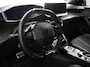Peugeot 2008 1.2 GT Automaat Climate control Cruise control Apple Carplay/ Android Auto led Lichtmetalen velgen Parkeersensoren Camera
