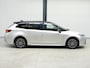 Toyota Corolla 1.8 Hybrid First Edition ✅Stoel&Stuurverw.✅Adapt Cruise✅Clima✅Camera✅Navi✅Two Tone✅