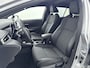 Toyota Corolla Touring Sports 1.8 Hybrid Dynamic | Dealer onderhouden | Stoelverwarming | Draadloze telefoonlader | Navigatie | Apple CarPlay/Android Auto | Cruise Control Adaptive | Climate Control |