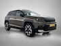Jeep Compass 210pk Summit 74 kWh Automaat | VOORRAAD VOORDEEL | Schuif-/kanteldak | Elektrisch Verstelb. Bestuurdersstoel | 360 Camera | FOCAL | Elektrische Klep | Dodehoekdetectie | Navigatie | Climate Control | Adaptieve Cruise Control | Warmtepomp | 3 Fase |