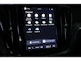 Volvo V60 B4 Essential Edition | Lederen bekleding | Parkeercamera | Parkeersensoren voor + achter | Google infotainment | Climate Control | Cruise Control | Zwarte hemelbekleding |