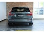 Volvo V60 B4 Essential Edition | Lederen bekleding | Parkeercamera | Parkeersensoren voor + achter | Google infotainment | Climate Control | Cruise Control | Zwarte hemelbekleding |
