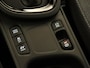 Toyota Yaris Cross 1.5 Hybrid 130 Dynamic - DODEHOEK DETECTIE - DIRECT UIT VOORRAAD LEVERBAAR - PARKEERSENSOREN VOOR EN ACHTER - STOEL & STUUR VERWARMING - DRAADLOZE TELEFOONLADER - KEYLESS ENRTY & START - BESTUURDERS EN BIJRIJDERSSTOEL IN HOOGTE VERSTELBAAR