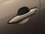 Toyota Yaris Cross 1.5 Hybrid 130 Dynamic - DODEHOEK DETECTIE - DIRECT UIT VOORRAAD LEVERBAAR - PARKEERSENSOREN VOOR EN ACHTER - STOEL & STUUR VERWARMING - DRAADLOZE TELEFOONLADER - KEYLESS ENRTY & START - BESTUURDERS EN BIJRIJDERSSTOEL IN HOOGTE VERSTELBAAR