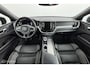 Volvo XC60 2.0 T6 Plug-in hybrid AWD Plus Dark | Head Up | 360 Camera | Harman Kardon | Contour Stoelen | Adaptive Cruise | Verwarmbare voorstoelen & Stuurwiel | Memory Seats