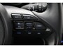 Toyota Yaris 1.5 Hybrid 115 Dynamic | Apple Carplay / Android Auto | Dodehoek detectie | Parkeersensoren voor/achter | Stoelverwarming | Adaptive Cruise | Clima | Keyless | Camera | 16 inch