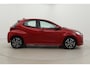 Toyota Yaris 1.5 Hybrid 115 Dynamic | Apple Carplay / Android Auto | Dodehoek detectie | Parkeersensoren voor/achter | Stoelverwarming | Adaptive Cruise | Clima | Keyless | Camera | 16 inch