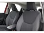 Toyota Yaris 1.5 Hybrid 115 Dynamic | Apple Carplay / Android Auto | Dodehoek detectie | Parkeersensoren voor/achter | Stoelverwarming | Adaptive Cruise | Clima | Keyless | Camera | 16 inch