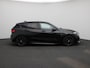 BMW 1-Serie 118i High Executive | Automaat | Apple Carplay / Android Auto | Parkeersensoren | Stoelverwarming | Climate Control |
