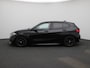 BMW 1-Serie 118i High Executive | Automaat | Apple Carplay / Android Auto | Parkeersensoren | Stoelverwarming | Climate Control |