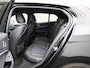 BMW 1-Serie 118i High Executive | Automaat | Apple Carplay / Android Auto | Parkeersensoren | Stoelverwarming | Climate Control |