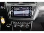 Volkswagen Tiguan 1.5 TSI 150pk DSG Highline Business R Trekhaak Panoramadak Camera Stoelverwarming Navigatie