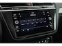 Volkswagen Tiguan 1.5 TSI 150pk DSG Highline Business R Trekhaak Panoramadak Camera Stoelverwarming Navigatie