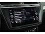 Volkswagen Tiguan 1.5 TSI 150pk DSG Highline Business R Trekhaak Panoramadak Camera Stoelverwarming Navigatie