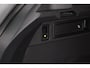 Volkswagen Tiguan 1.5 TSI 150pk DSG Highline Business R Trekhaak Panoramadak Camera Stoelverwarming Navigatie