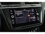 Volkswagen Tiguan 1.5 TSI 150pk DSG Highline Business R Trekhaak Panoramadak Camera Stoelverwarming Navigatie