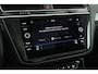Volkswagen Tiguan 1.5 TSI 150pk DSG Highline Business R Trekhaak Panoramadak Camera Stoelverwarming Navigatie