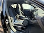 BMW 1-Serie 118i Executive Edition M-Sport Zetels HUD Adapt.Cruise Carplay Camera Uitstraling!