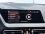 BMW 1-Serie 118i Executive Edition M-Sport Zetels HUD Adapt.Cruise Carplay Camera Uitstraling!