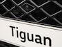 Volkswagen Tiguan R-Line Edition 1.5 eHybrid / 272 PK | Trekhaak | 360 Camera | Panorama | Head Up | Black Style | LED Matrix | Travel Assist | Stuur en Stoelverwarming | 20 inch |