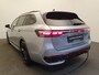 Volkswagen Passat Variant 1.5 eHybrid 272pk DSG/AUT R-Line Edition Wegklapbare trekhaak, Panoramadak, 360 Camera