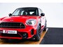 MINI Countryman Cooper S E ALL4 Cruise Control - Stoelverwarming voor - Multifunctioneel stuurwiel - Elektrisch inklapbare buitenspiegels - Comfort acces - Achteruitrijcamera - Head up -