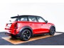 MINI Countryman Cooper S E ALL4 Cruise Control - Stoelverwarming voor - Multifunctioneel stuurwiel - Elektrisch inklapbare buitenspiegels - Comfort acces - Achteruitrijcamera - Head up -