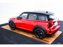 MINI Countryman Cooper S E ALL4 Cruise Control - Stoelverwarming voor - Multifunctioneel stuurwiel - Elektrisch inklapbare buitenspiegels - Comfort acces - Achteruitrijcamera - Head up -