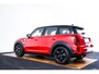 MINI Countryman Cooper S E ALL4 Cruise Control - Stoelverwarming voor - Multifunctioneel stuurwiel - Elektrisch inklapbare buitenspiegels - Comfort acces - Achteruitrijcamera - Head up -