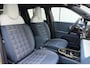 Fiat Grande Panda La Prima 11 kW 44 kWh | DEMO | 8 Jaar garantie | Navigatie | Climate control | Stoel & Stuurverwarming | Dakrails | Extra getint glas