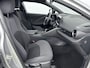Toyota C-HR / C-HR+ 1.8 Hybrid 140 Dynamic + | Stoel+Stuurverwarming | Koplampsproeiers | Dodehoek detectie | Parkeersensoren voor+achter | Navigatie | Apple CarPlay/Android Auto | Cruise Control Adaptive |