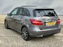 Mercedes-Benz B-klasse 122pk Ambitoin automaat AMG line |1ste eig, Pano, Leer |