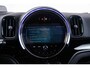MINI Countryman Cooper S E ALL4 Active Cruise Control - Head up - Elektrisch verstelbare/verwarmde stoelen -  Elektrisch inklapbare buitenspiegels - Comfort acces - Achteruitrijcamera - Getinte Ruiten -
