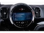 MINI Countryman Cooper S E ALL4 Active Cruise Control - Head up - Elektrisch verstelbare/verwarmde stoelen - Getinte Ruiten - Comfort acces - Elektrisch inklapbare buitenspiegels - Driving Assistant -
