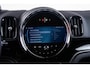 MINI Countryman Cooper S E ALL4 Active Cruise Control - Head up - Elektrisch verstelbare/verwarmde stoelen - Getinte Ruiten - Comfort acces - Elektrisch inklapbare buitenspiegels - Driving Assistant -