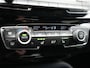 BMW X1 sDrive20i M Sport 192pk Misano Blauw Metallic | Trekhaak Afn. | Sportstoelen Verwarmd | Navi Pro | Sfeerverlichting | Apple Carplay | Camera | LED Koplampen | 18"L.M | M Sportstuur | Cruise Control |