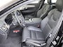 Volvo V90 2.0 T8 AWD UIt. Ex. Dark | Trekhaak | Luchtvering |