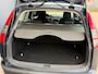 Ford Focus Wagon 1.6-16V Futura CLIMA CRUISE TREKHAAK APK