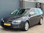 Ford Focus Wagon 1.6-16V Futura CLIMA CRUISE TREKHAAK APK