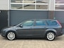 Ford Focus Wagon 1.6-16V Futura CLIMA CRUISE TREKHAAK APK