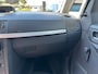 Opel Meriva 1.6 met trekhaak en nieuwe APK!