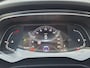 Renault Captur 1.3 TCe 140 Intens / Achteruitrijcamera / Apple Carplay Android Auto / Cruise control / Keyless Entry & Start / Draadloze telefoon lader / Navigatie / Parkeersensoren voor en achter / Climate control /