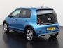 Volkswagen Up! 1.0 BMT cross up! | Camera | Stoelverwarming | Lichtmetalen Velgen | Zondag Open!