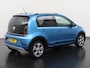 Volkswagen Up! 1.0 BMT cross up! | Camera | Stoelverwarming | Lichtmetalen Velgen | Zondag Open!