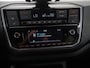 Volkswagen Up! 1.0 BMT cross up! | Camera | Stoelverwarming | Lichtmetalen Velgen | Zondag Open!